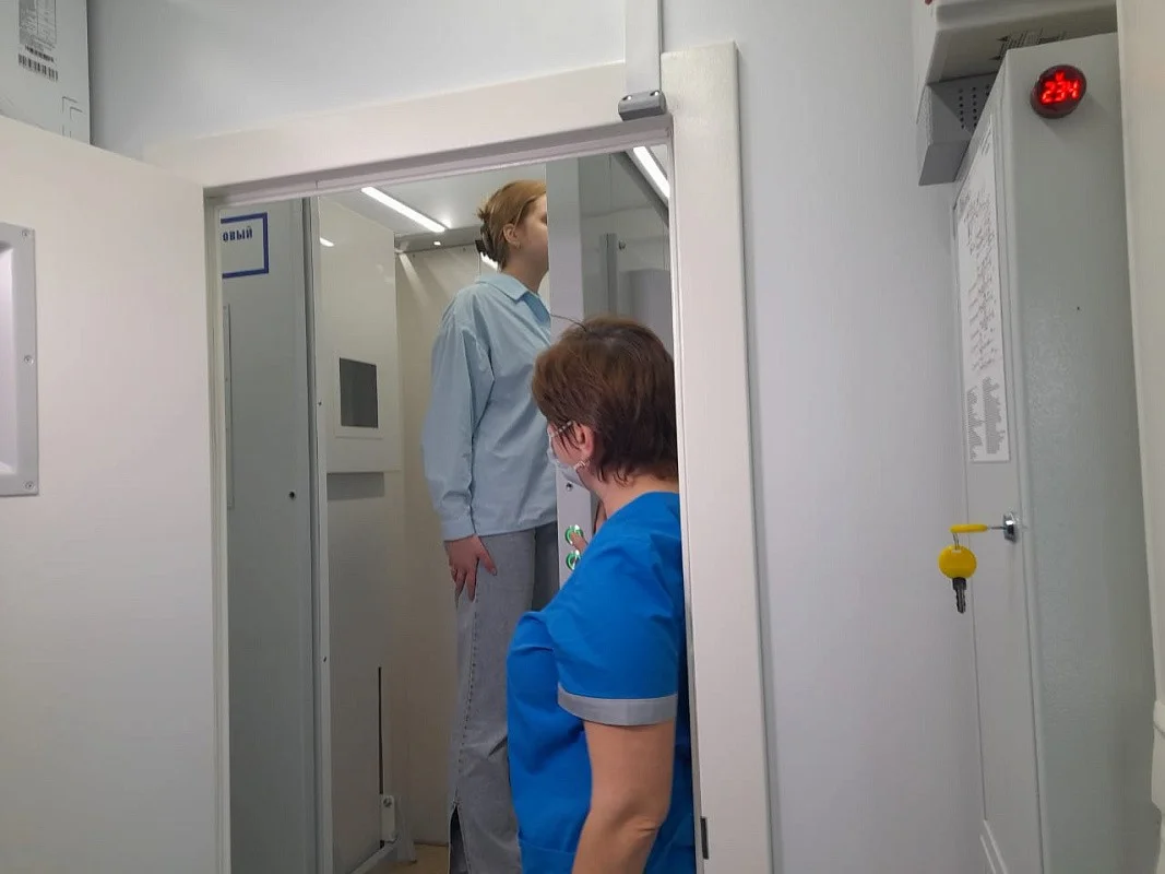 Жители поселка Малое Луговое прошли медицинское обследование в новом передвижном комплексе