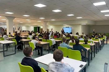 Врач медицинской профилактики рассказала школьникам об опасностях никотиновой зависимости