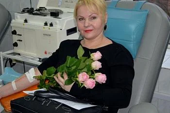 Жительницы Калининграда приняли участие в акции «Леди-донор» Жительницы Калининграда приняли участие в акции «Леди-донор»